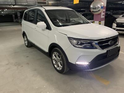 China Carros do estojo compacto MPV da segunda mão 156HP, 45L depósito de gasolina sete Seater MPV à venda