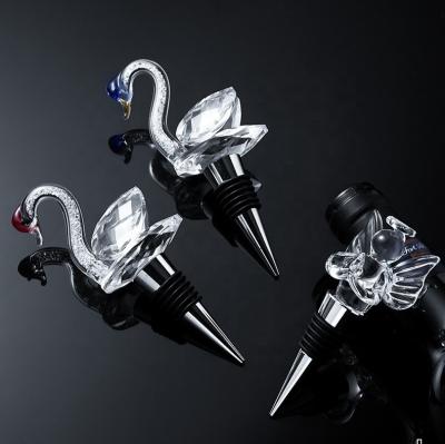 China Modern Zinc Alloy Stopper Stocked Crystal Swan Wine Stopper Champagne Wine Stopper Home Bar Accessories for sale