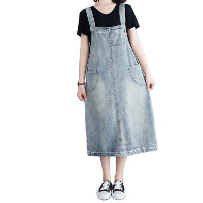 China New Fashion Women's Solid Spaghetti Strap Anti-Static Casual Wear Summer Jean Dress With Pocket Button for sale