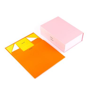 China Custom Order Luxury Pink Paper Magnet Foldable Magnetic Gift Box for Fashionable Packaging for sale