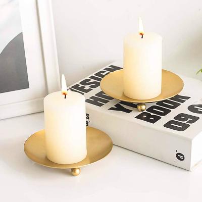 China Wedding Hot Selling Custom Cheap Brass Pillar Candle Holders Home Decoration Flame Stabilizer Flame Stabilizer Candle for sale