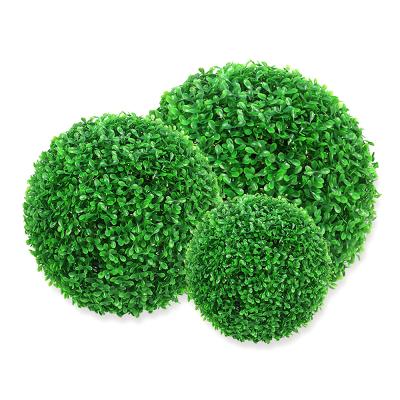 China Wholesale Minimalist Artificial Outdoor Decorative Plastic Decor Grass Ball Size Grass Zorb Ball Custom Price for sale