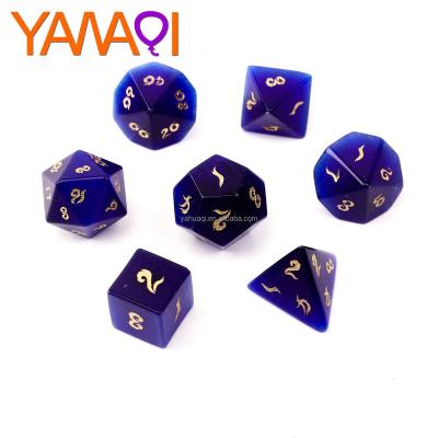 China 7pcs Dice Set Genuine Synthetic Medium Blue Cat Eye Custom Dice Set Z02 For Tabletop Games for sale