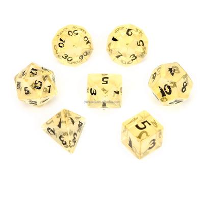 China 7pcs dice set factory selling synthesis K9 yellow glass stone dice for board games Z05 for sale