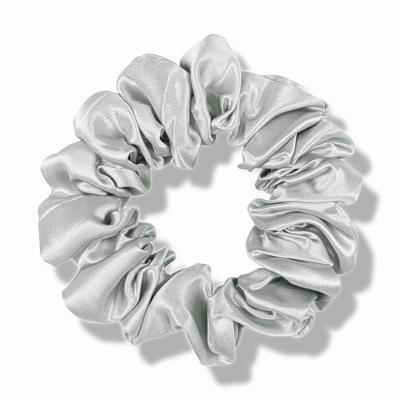 China Protect Eyes Sellable Popular Ladies Love Hair Tie 100% Silk Smooth Feeling Beautiful Hair Scrunchies for sale