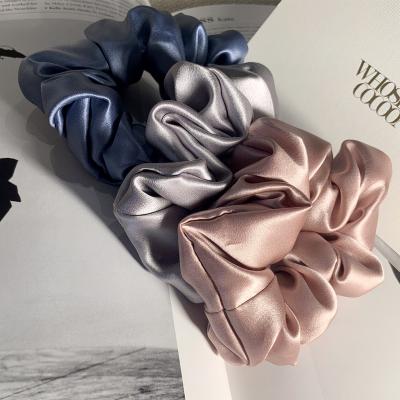 China Large 16mm high satin scrunchies wholesale silk elastic hair scrunchies design hair tie 100% pure mulberry silk hair scrunchie for sale