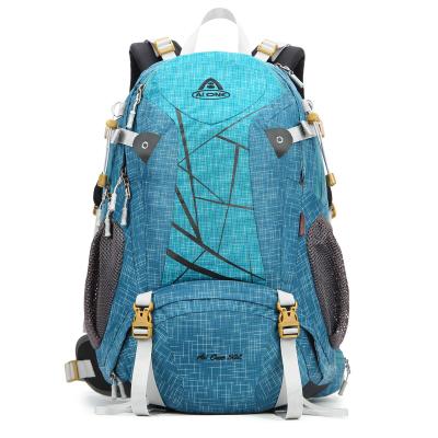 China High Quality Stylish Men's Durable Mountain Backpack Waterproof Hiking Ski Backpack Mountaineering Shockproof Smart Rucksack for sale