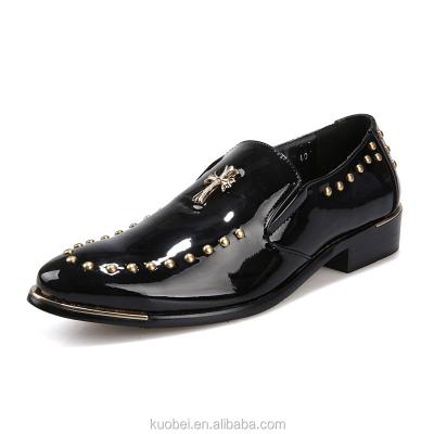 China New Style Men's Designer Leather Shoes Men's Formal Elegant Slip-On Shoes Casual Shoes for sale