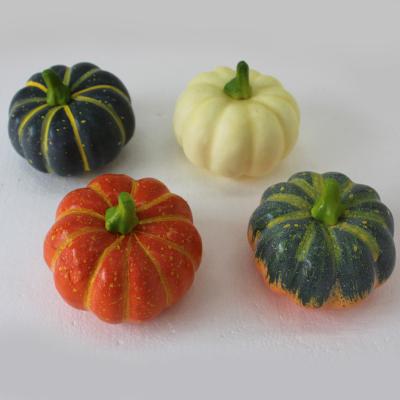 China Simulation Pumpkin Helloween Simulation Pumpkin For Decoration Artificial Mini Pumpkin 9cm for sale