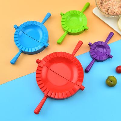 China Stocked Plastic Rainbow Color Food Grade Price Dumpling Maker Mold Dumpling Tool for sale