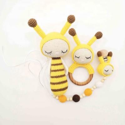 China Handmade Crochet Baby Sleeping Toy OEM Giraffe Doll Crochet Animal Toy For Baby for sale