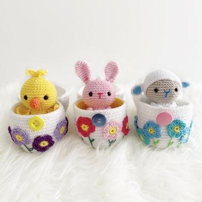 China Over 100 styles to choose Cute Easter Eggs Handmade Fun Crocheted Amigurumi Crafts With Crochet Toys Inside On Sale for sale