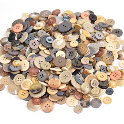 China Viable 1bag=600 pieces of normal wholesale color 4 hole sewing e thin edge resin plastic buttons for coat shirt DIY beads for sale