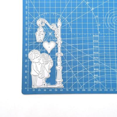 China Europe Christmas Metal Cutting Dies Craft Cut Die Lover Kiss Heart Light For DIY Card Crafts Handmade for sale