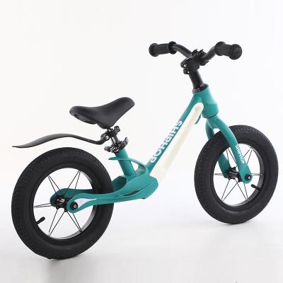 China Popular kids balance sport bike new lightweight kids kids balance walking bikes with brake for sale