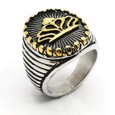 China Custom Retro Crown Ring Stainless Steel Gold Wedding Ring For Couples for sale