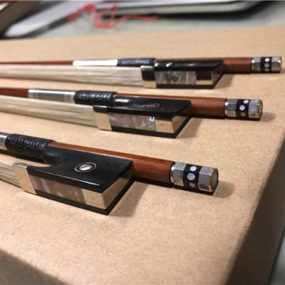 China Professional 4/4 Violin Pernambuco Wooden Violin Bow for sale