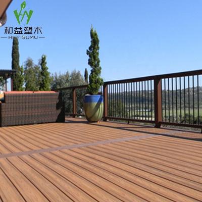 China Easily Assembled Anti-Corrosion Anti-UV Environmentalwpc Fence Panel Outdoor Wpc Fence for sale