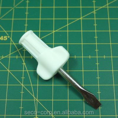 China Garment Shops A08 MADE IN TAIWAN HOUSEHOLD SEWING MACHINE PARTS 4.5MM SCREWDRIVER for sale