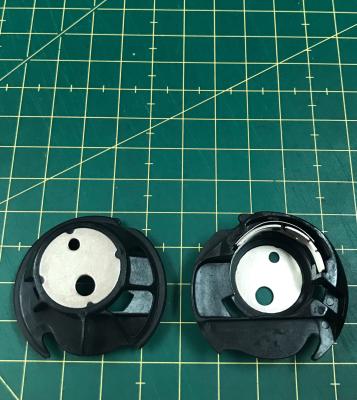 China Factory XC0066021 DOMESTIC SEWING MACHINE PARTS BOBBIN CASE FOR BROTHER for sale