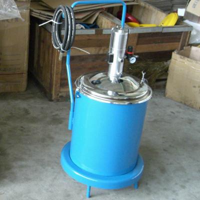 China Blaue pneumatische Fett-Stahlpumpe 50L zu verkaufen