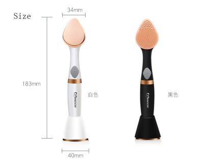 China Acne Treatment Portable 3 in 1 Brush Personal Care Acne Removal Facial Massager Electric Facial Cleansing Massager for sale