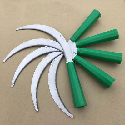 China Plastic Weeding serrated farming stainless steel grass cutting tools hand cheap saw Sickle for sale