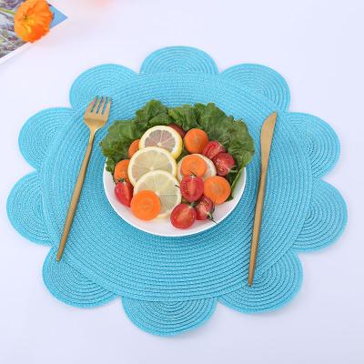 China Oilproof Top Sale Guaranteed Quality Heat Resistant Flower Woven Place Mat for sale