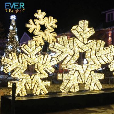 China Commercial Use Warn Outdoor White Christmas Decoration Led 3d Snowflake Pattern Light for sale