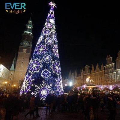 China Holiday Decoration New Design 20ft 30ft 40ft Outdoor Lighting Christmas Tree Giant 50ft for sale