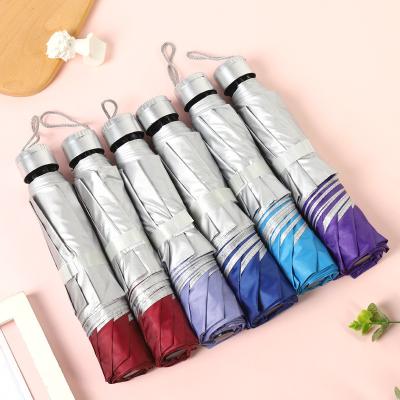 Chine Promotion cadeau parapluie à l'épreuve du vent avec conception personnalisée Impression et protection UV à vendre