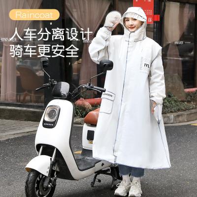 中国 4 つの機能を持つファッションの成人用レインコート 雨嵐 サイクリング 徒歩 電気 自転車 販売のため