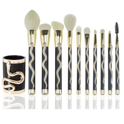 China Angular Blush New Products Three Dimensional Snake 10pcs Per Set Makeup Brush for sale