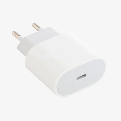 China New Product EU/US/UK Fast Charger Cable Adapter 18W Palladium PD Mobile Phone Wall Charger Type C Fast Charger for sale