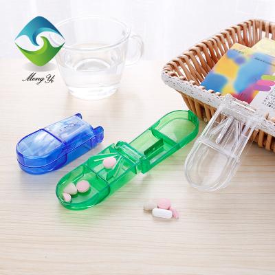 China Popular Mini Portable Pill Cutter Box and Pill Slot Medicine Box Storage Case Pill Divider for sale