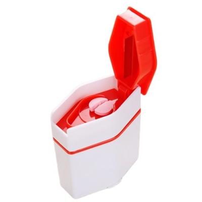 China A Multifunctional Pill Splitter Plastic Pill Crusher and Cutter Box for Travel Pill Storage Box Pill Cutter for sale