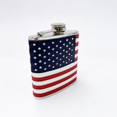 China Outdoor Portable Printed Metal Factory Liquor Flag Hip Hip Flask for sale