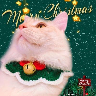 China Cute Cat Christmas Scarf Bell Collar Cute Knitted Mouth Pet New Year Scarf Decoration for sale