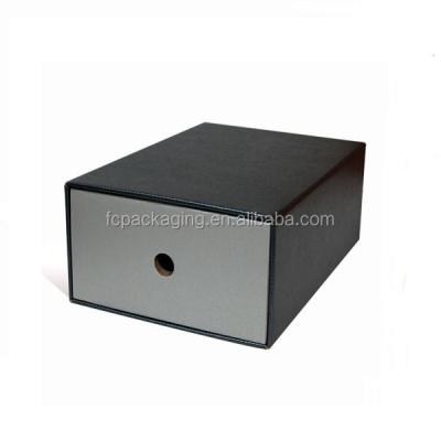 China Recyclable Custom Paper Shoe Box Kraft Cardboard Paper Shoe Storage Box Customize Shoe Boxes With Custom Logo for sale