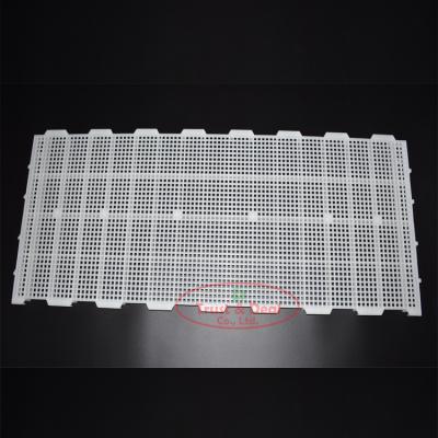 China Plastic PP Quail Farm Slat Flooring for sale