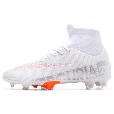 China Comfortable Shipping Price Shoe Wheels Football Man Soccer Shoes Customize for sale