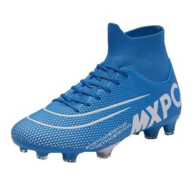 China Comfortable Long Shorts Studs Coaches Outdoor Sneakers Training Men Soccer Shoes Low Ankle Cut Soccer Cleats for sale