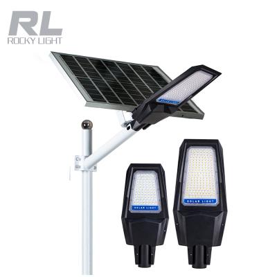 China ROAD aluminum solar panel charging environmental protection LED flood light and energy saving solar street light for sale