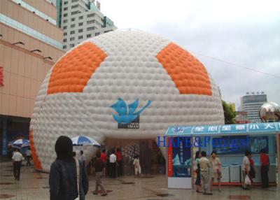 중국 Custom Shape Inflatable Football Bouncy Castle Inflatable Football For Commercial Activities 판매용