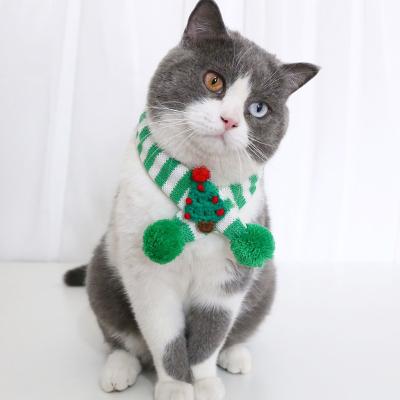 China Fashion Padded Adjustable Pet Christmas Scarf Set For Cat Dog Puppy Christmas Accessories Winter Neck Scarf for sale