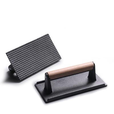 China Hot Selling Customized Shape Rectangular BBQ Bacon Press Cast Iron Grill Press Viable With Wooden Handle for sale