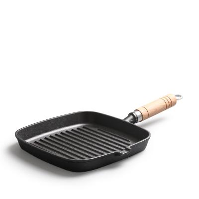 China Modern Pre-Seasoned Grill Pan BBQ Pan Square Cast Iron Frying Pan With Wooden Handle for sale