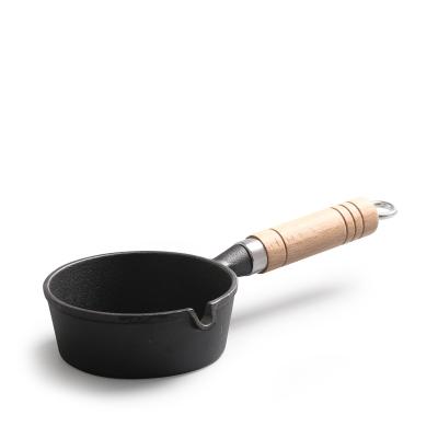 China Modern Hot Selling Stick Melt Pot Non Sauté Butter Milk Mini Deep Frying Egg Pan with Wooden Handle for sale