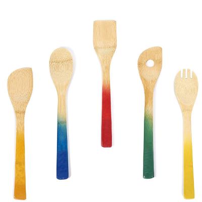 China Sustainable 5 Piece Kitchen Utensil Laser Cutting Gradient Spray Paint Laser Bamboo Spatula Kitchen Set for sale