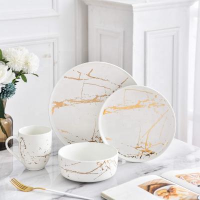 China Matt White Black Porcelain Plate China Tableware 16pcs Ceramic Dinner Set Sustainable Items 2021 New Design for sale